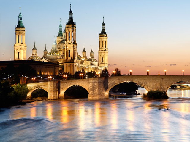 Zaragoza - Puente de Piedra