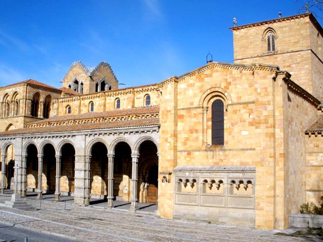 Avila en un día - Basilica San Vicente